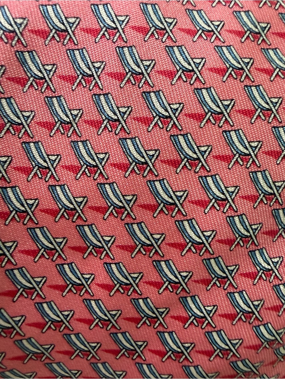 Vineyard Vines silk tie - Beach Chair Motif